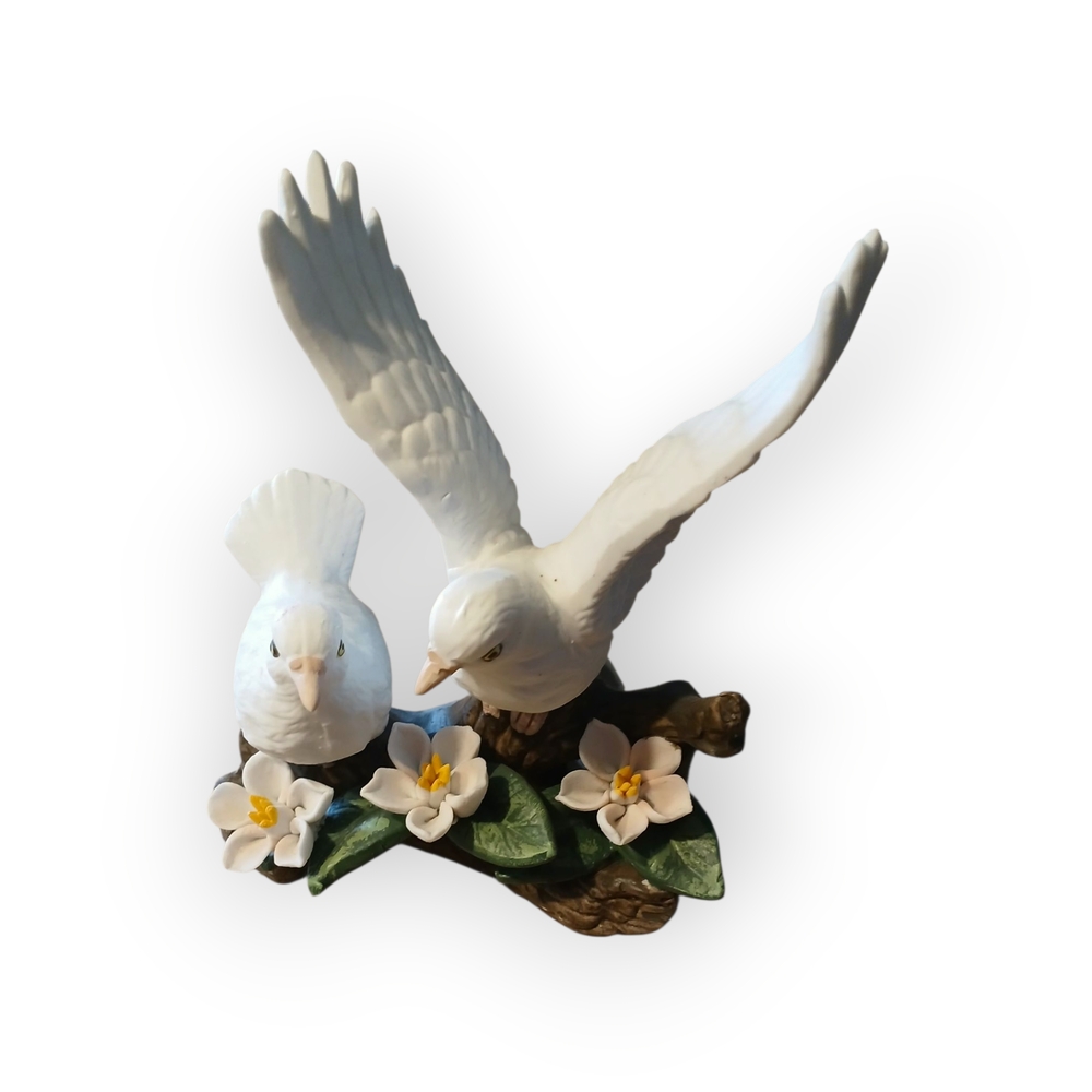 ⚕️Dove Decor Floral Accent